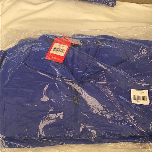 NEW The North Face Mountain Peaks 1/4 Zip Fleece - Picture 7 of 9